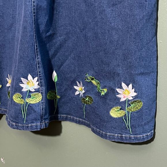 Quaker Factory Denim Maxi Skirt Embroidered Lotus Flowers Size Large - Picture 4 of 7